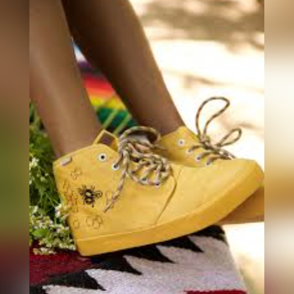 BANGS Yellowstone Honeycomb Shoes Yellow Size 7US